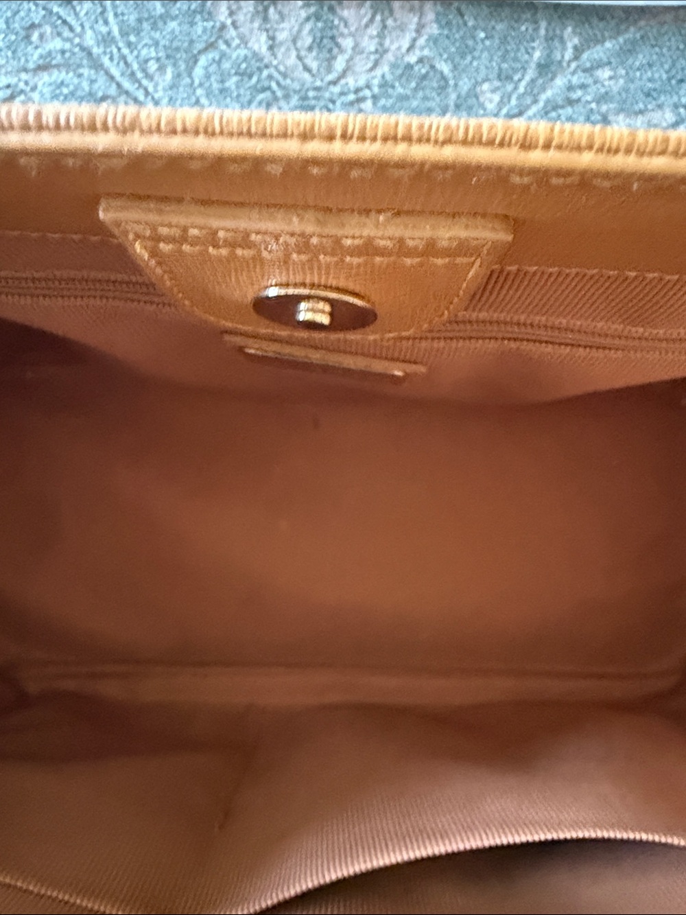 Furla Tan Leather Tote Bag - Classic Everyday Carry - Picture 4 of 6